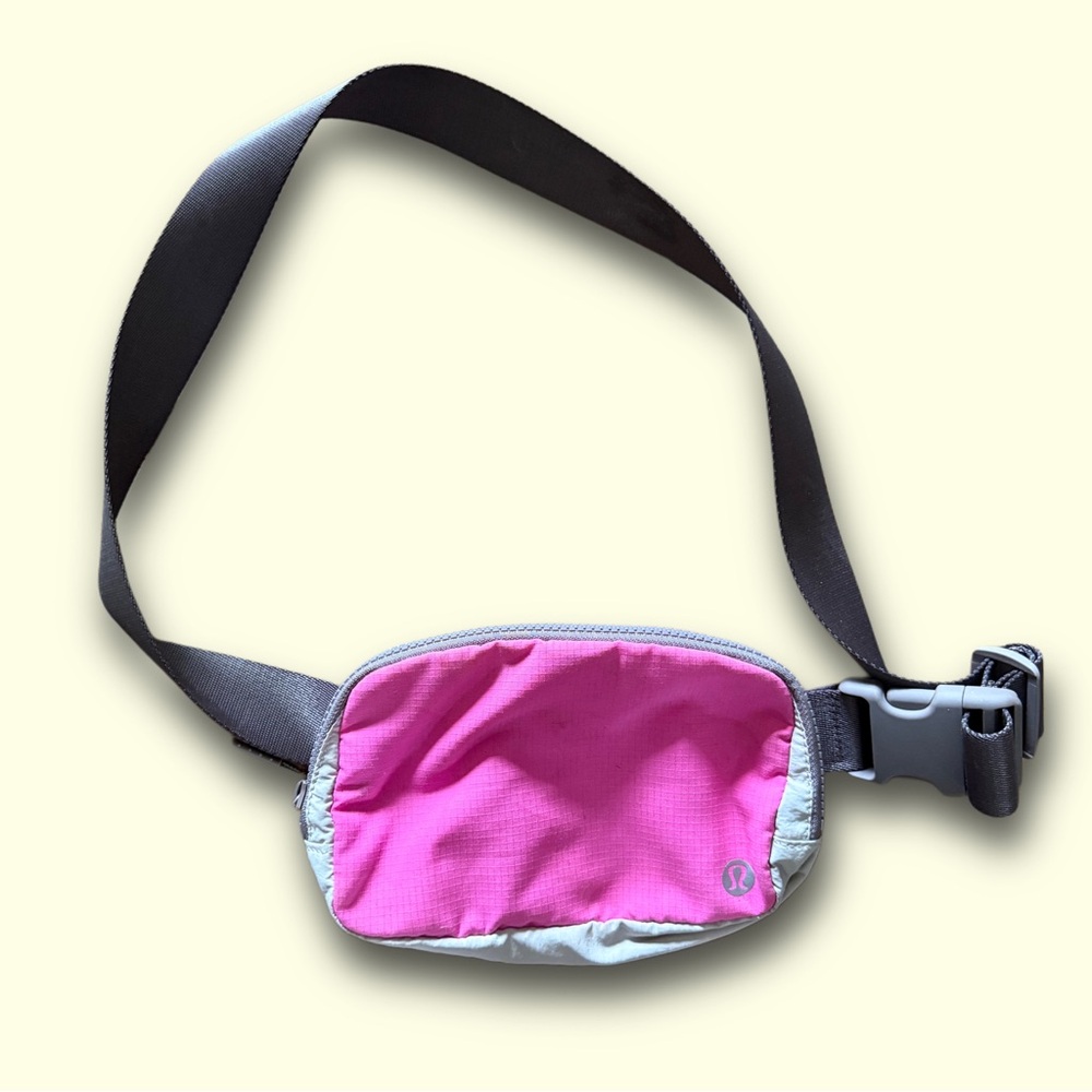 Lululemon Women's Pink Belt Bag with Adjustable Strap